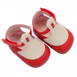 Czerwone buty dla lalki...